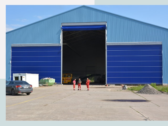 Ангарные ворота в Россошь от СтальСтрой-Рсс по цене 622 руб.